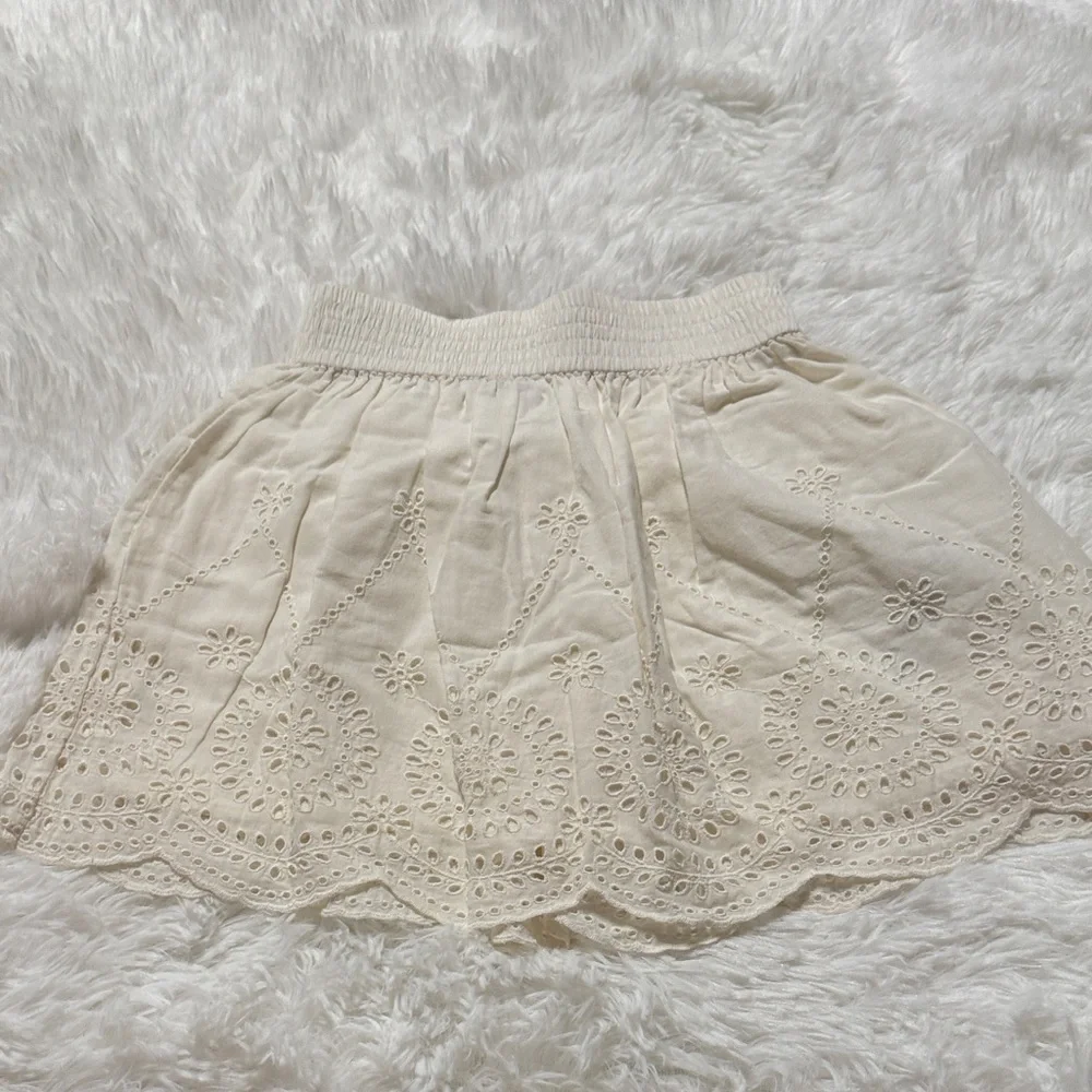 Stella McCartney kids, Elegant Cream Embroidered Skirt